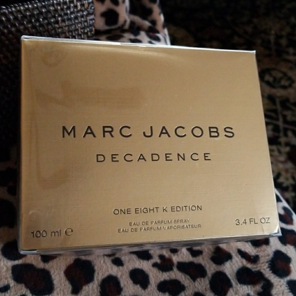 MARC JACOBS DECADENCE 18K - Picture 2 of 7